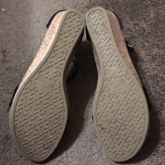 🎉3 for $20🎉Black strap Wedges - Picture 3 of 3